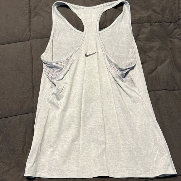 Nike Tank  - Picture 4 of 6
